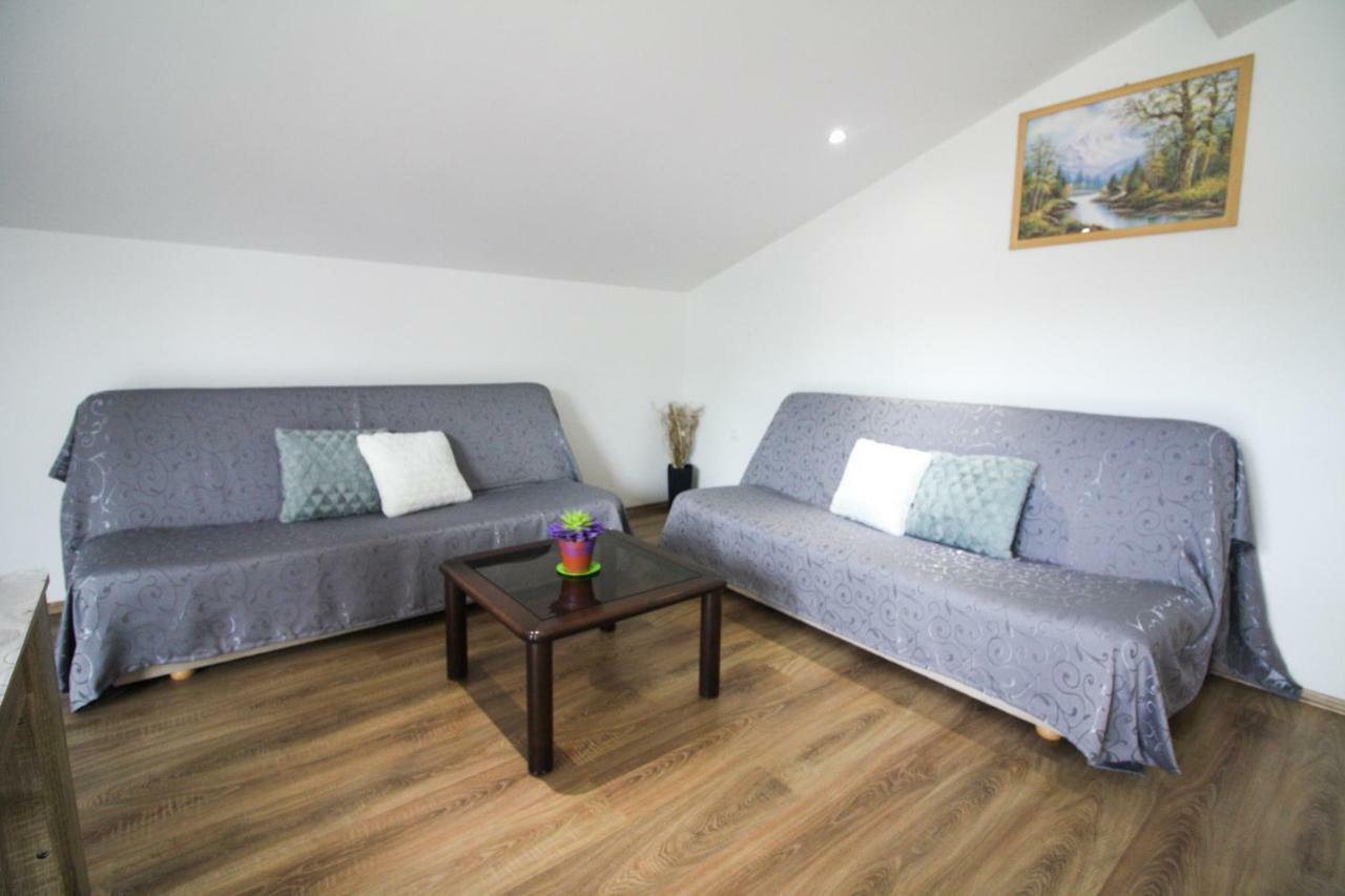 Sebi Apartment 300 M From Beach ロヴィニ エクステリア 写真